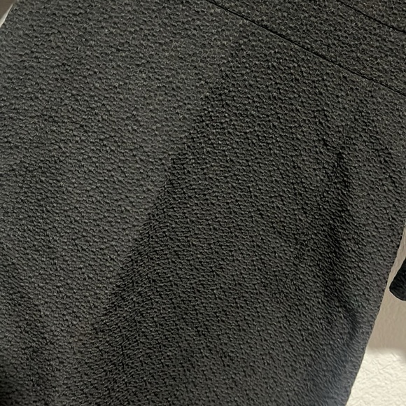 Tory Burch black dress, size 10 fits like a small - Picture 3 of 7